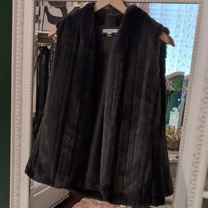 Chico's Black Faux Fur Sleeveless Vest